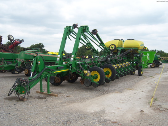 2008 John Deere 1770NT