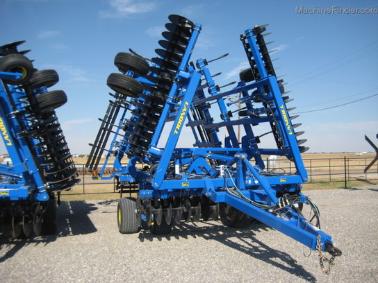 2012 Landoll 2130