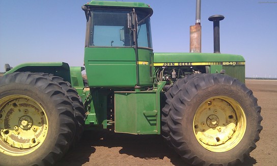 1982 John Deere 8640