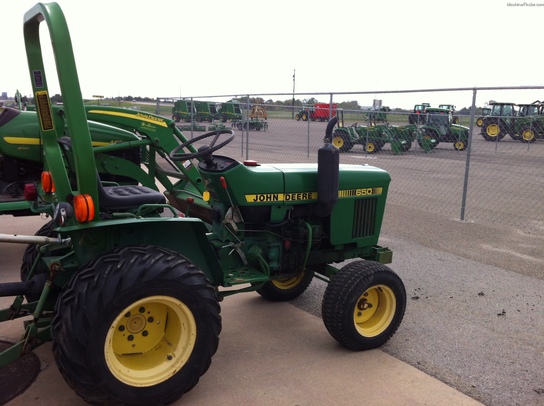 1987 John Deere 650