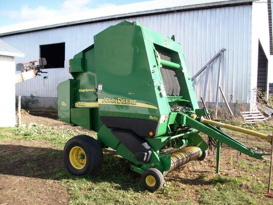 2006 John Deere 582