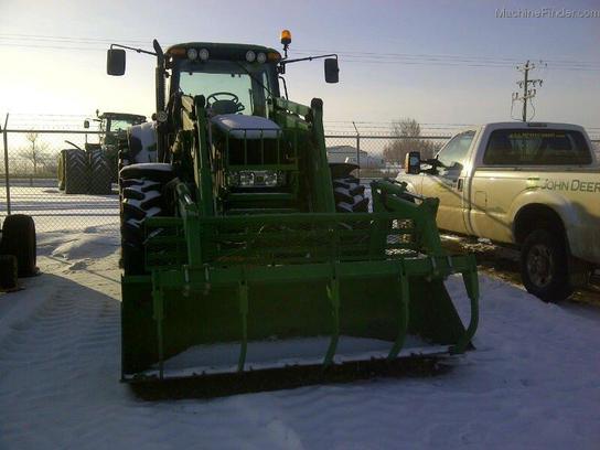 2008 John Deere 7330