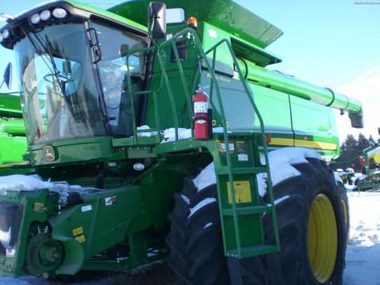 2011 John Deere 9770STS