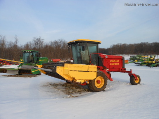 2000 New Holland HW320