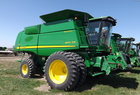 2010 John Deere 9670 STS COMBINE