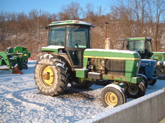 1976 John Deere 4230
