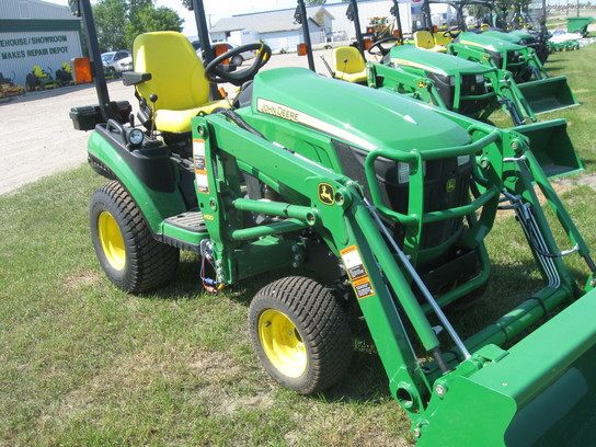 2012 John Deere 1026R