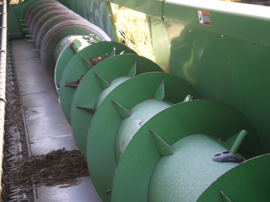 2009 John Deere 635F