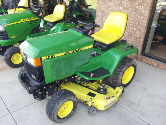 2001 John Deere 425