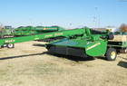  John Deere 946