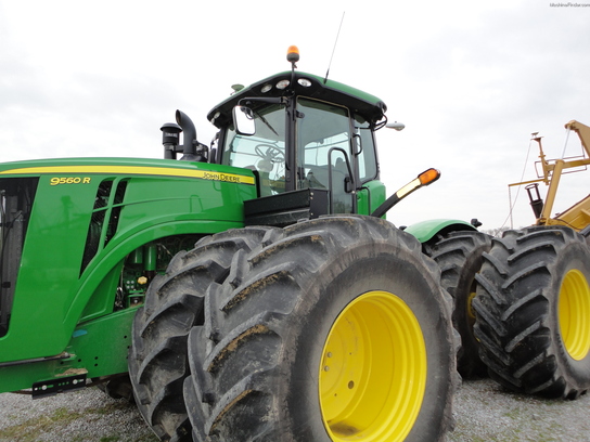 2012 John Deere 9560R