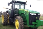 2011 John Deere 8235R