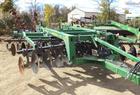 2002 John Deere 2700