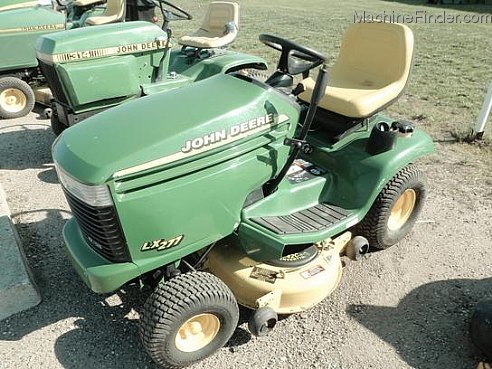 2000 John Deere LX277