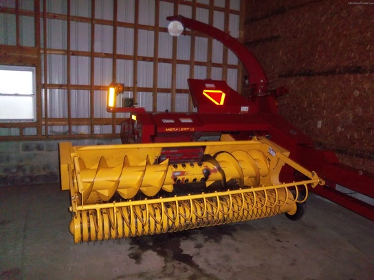 2000 New Holland FP240