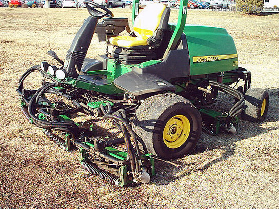 2008 John Deere 7700