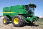 2012 John Deere S680 4WD COMBINE
