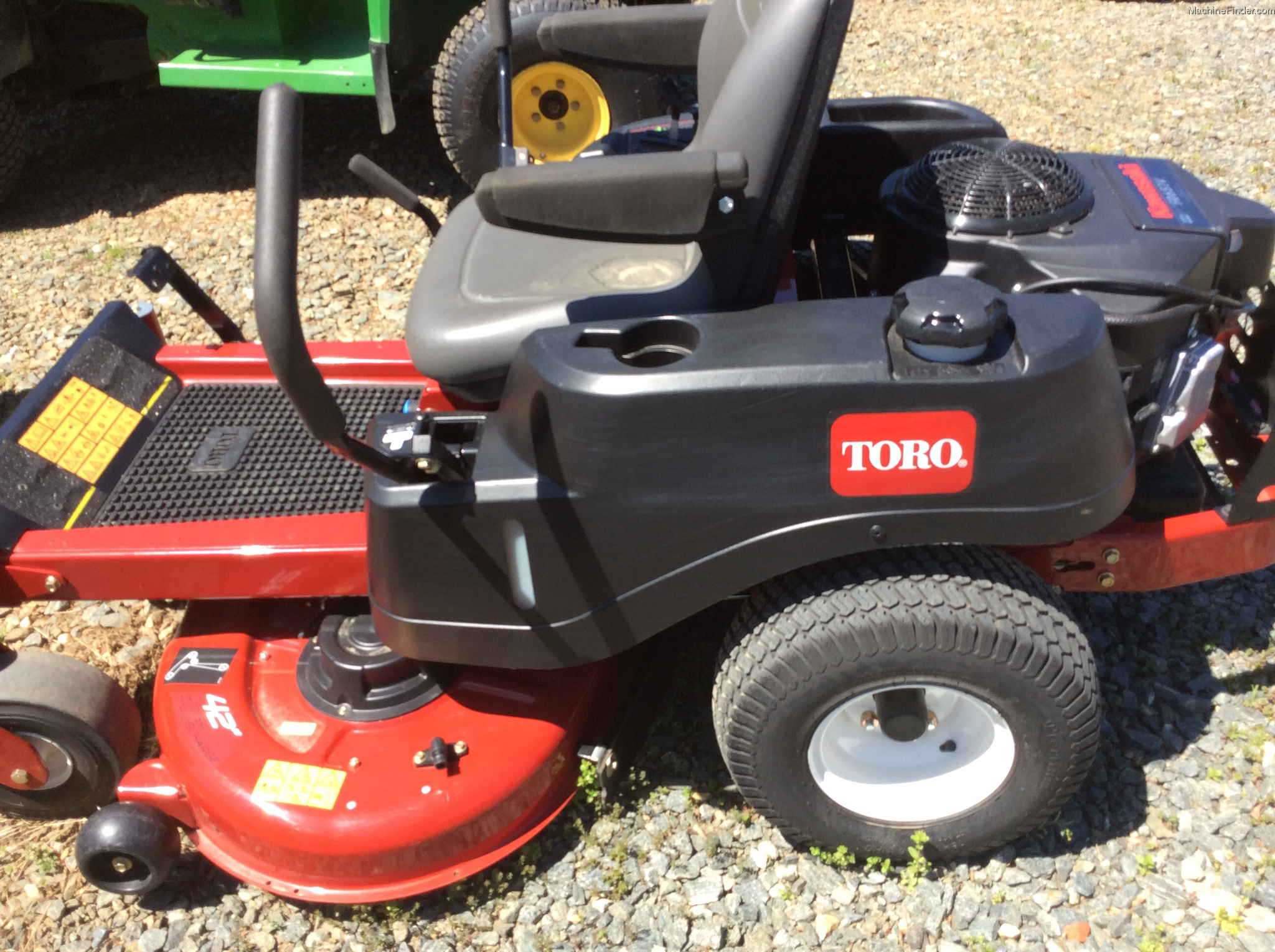 2014 Toro SS4260 Lawn & Garden and Commercial Mowing John Deere