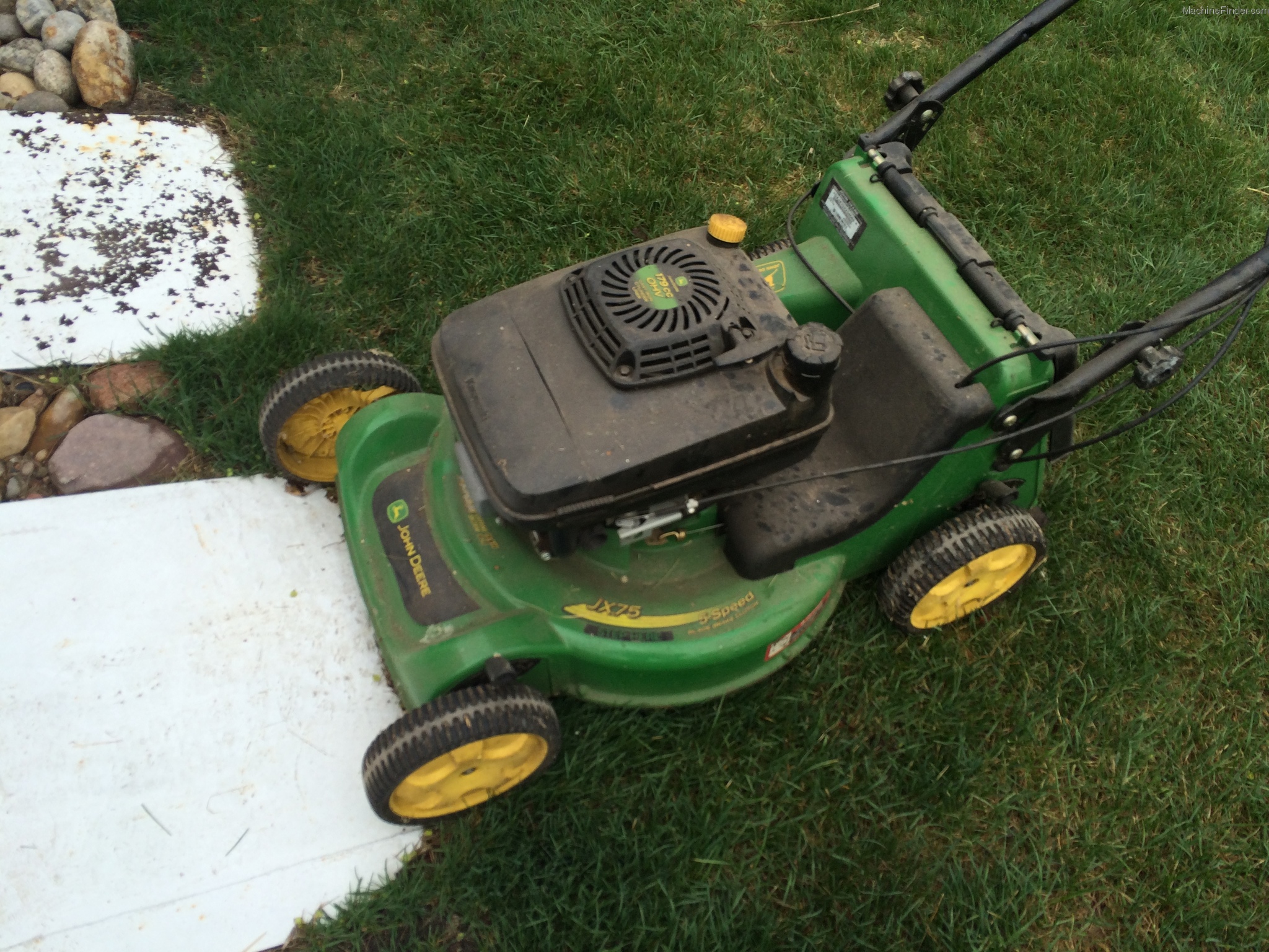 2006 John Deere JX75 Lawn & Garden and Commercial Mowing John Deere