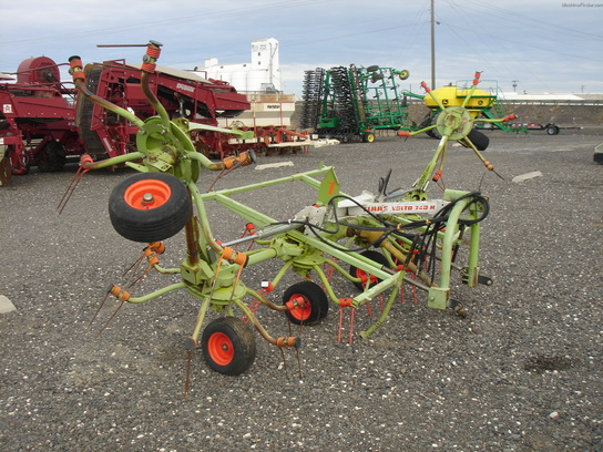  Claas Volto 740H