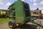 1990 John Deere 435  Round Baler
