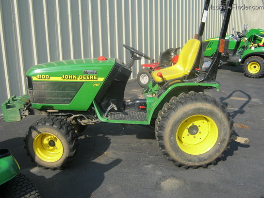 1999 John Deere 4100