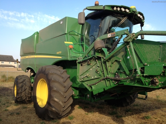 2012 John Deere s670