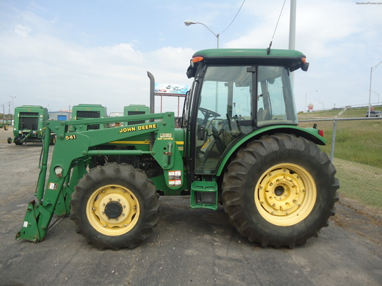 2002 John Deere 5520