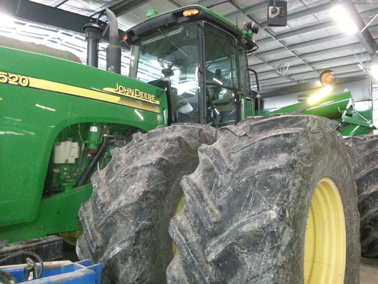 2007 John Deere 9520