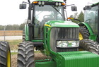 2012 John Deere 7230
