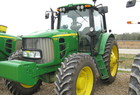 2012 John Deere 7230