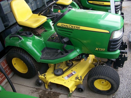 2006 John Deere X720