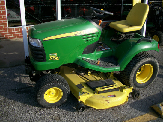 2007 John Deere X720