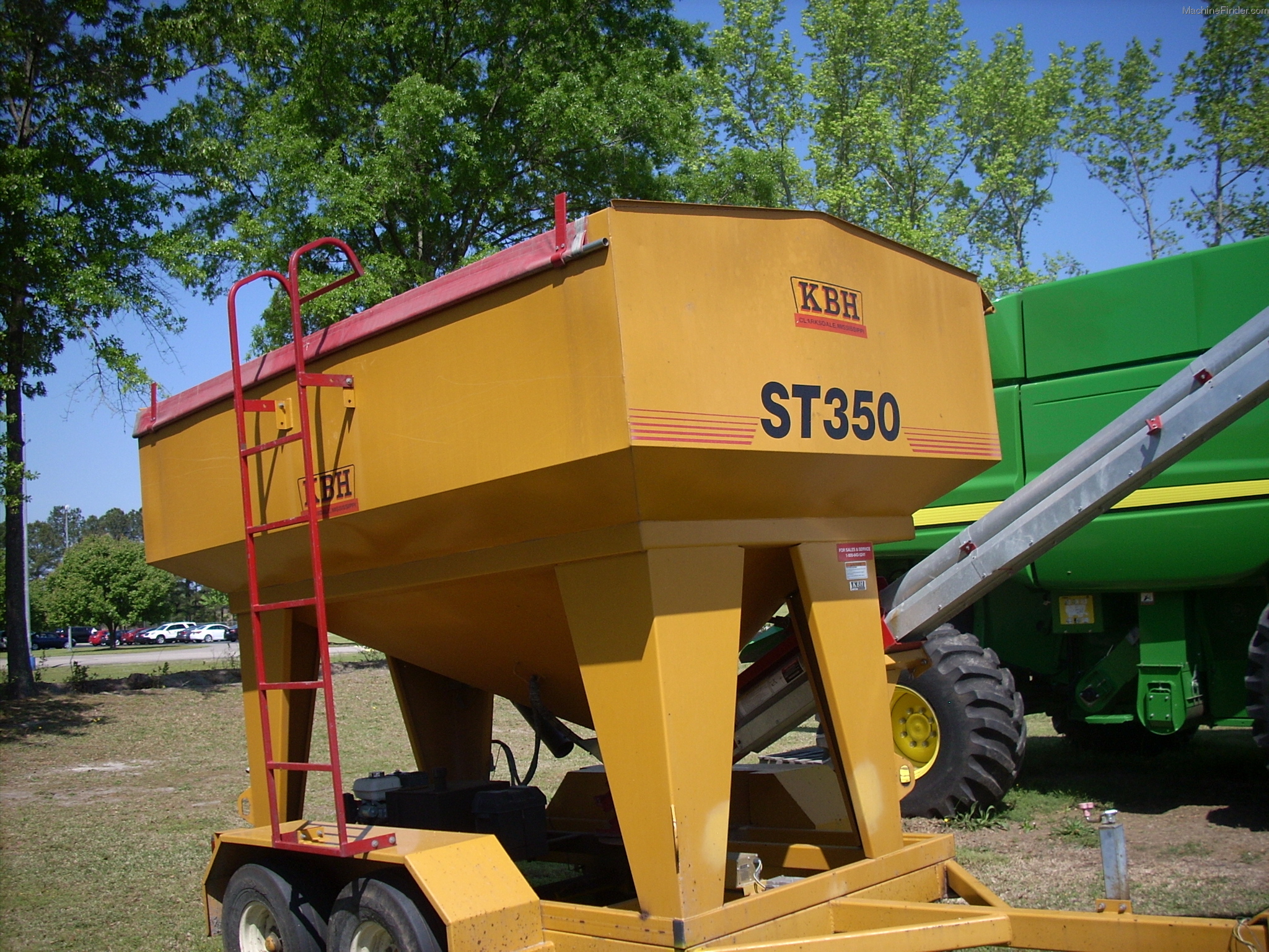 KBH ST350 Grain Handling and Trailers John Deere MachineFinder