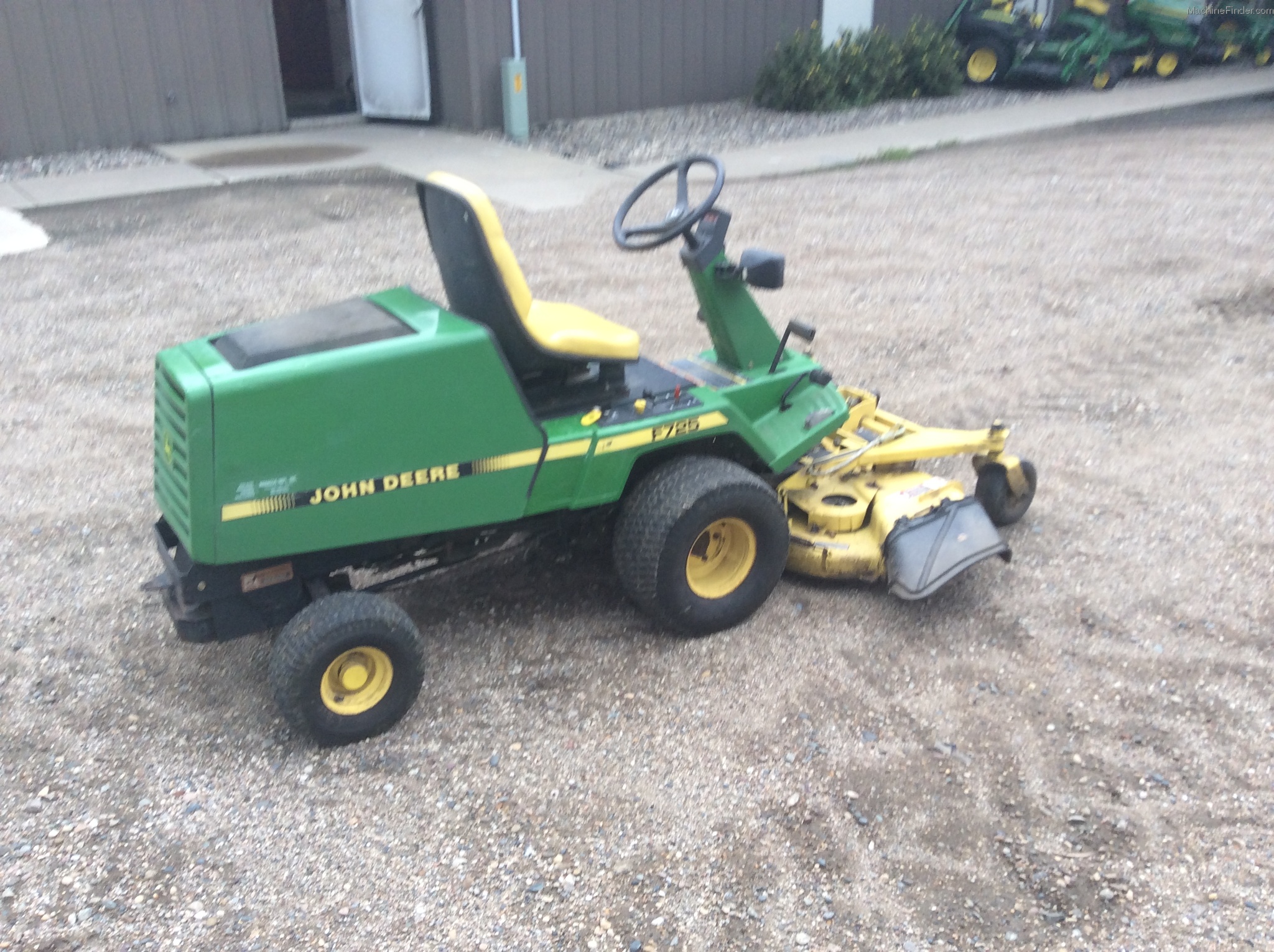 1994 John Deere F725 Lawn & Garden and Commercial Mowing John Deere