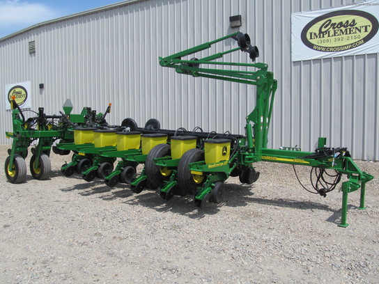 2010 John Deere 1770NT