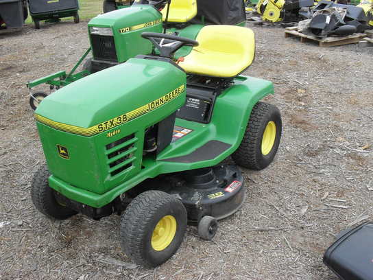 1996 John Deere STX38