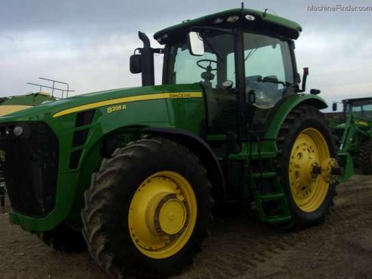 2010 John Deere 8295R