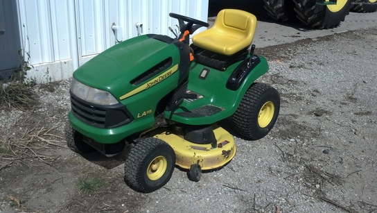 2008 John Deere LA115