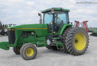 1995 John Deere 8200