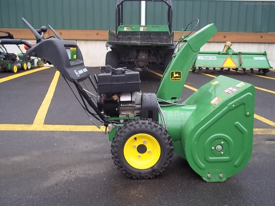  John Deere 828D