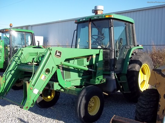 1999 John Deere 6310