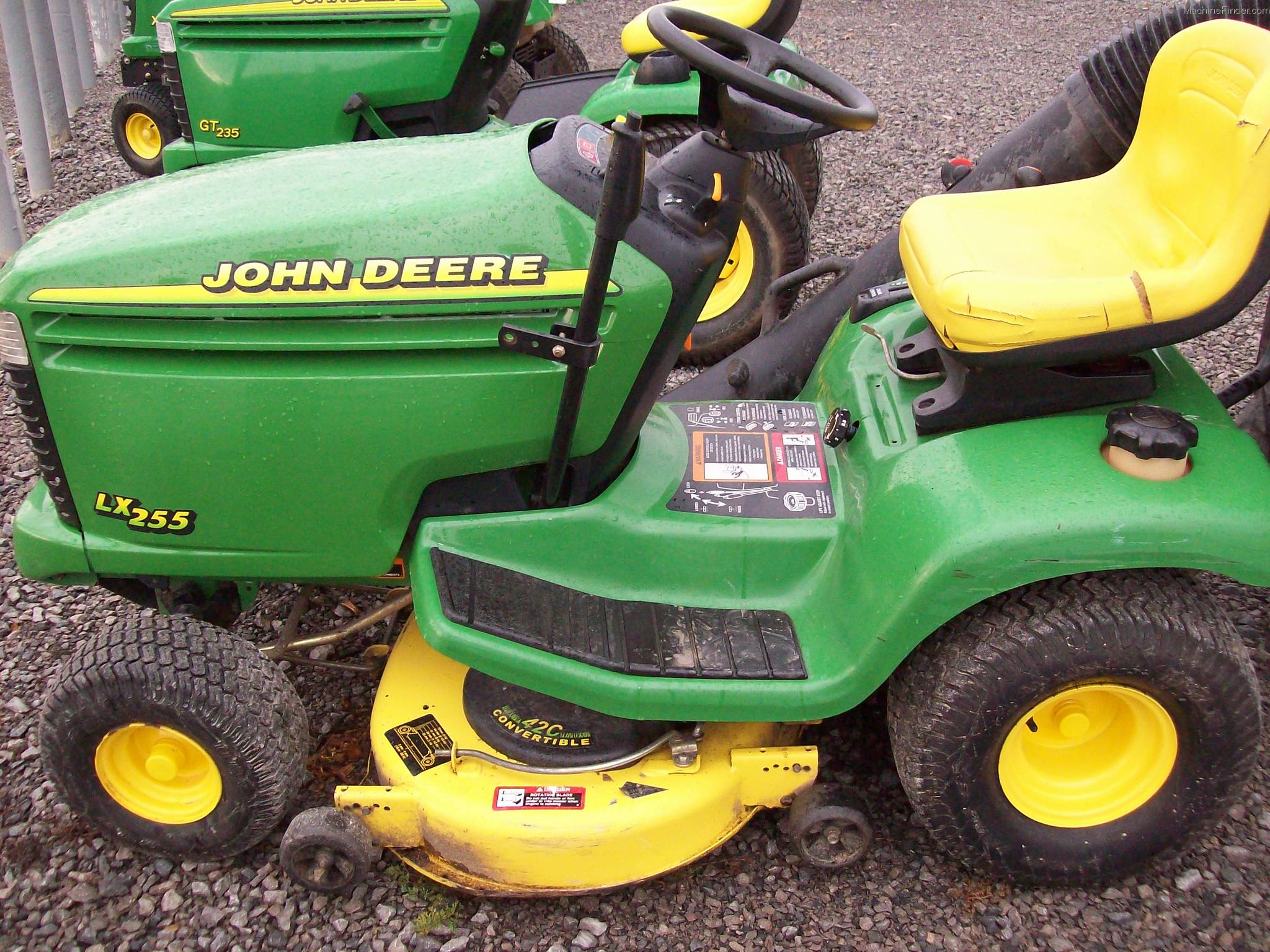1999 John Deere LX255 Lawn & Garden and Commercial Mowing John Deere