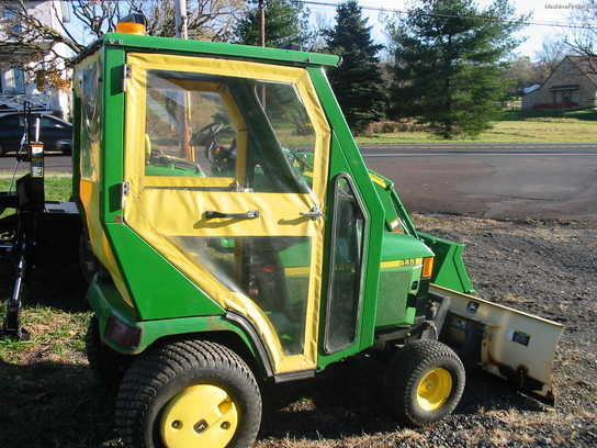 2001 John Deere 445