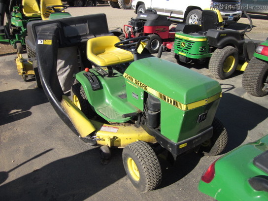  John Deere 111