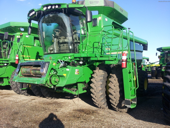 2012 John Deere S670