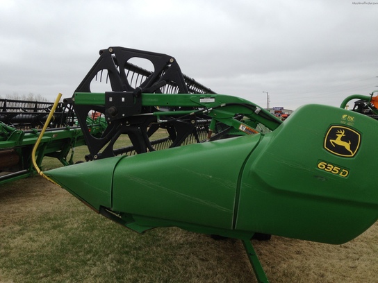 2011 John Deere 635D