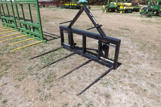 2009 Buhler DOUBLE BALE SPEAR