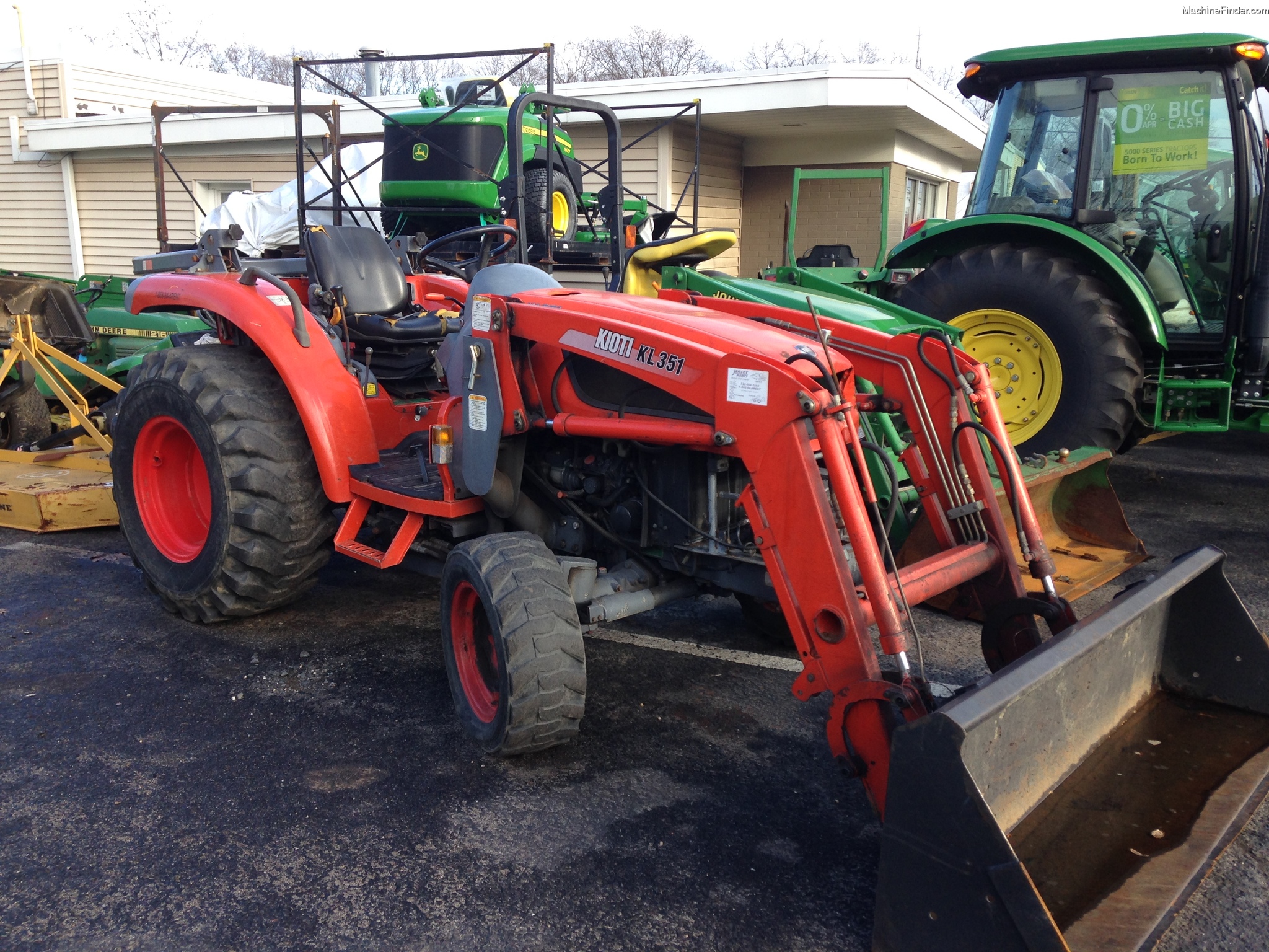 Kioti DK35SE Tractors Compact (140hp.) John Deere MachineFinder