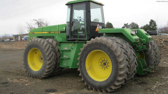 1989 John Deere 8560
